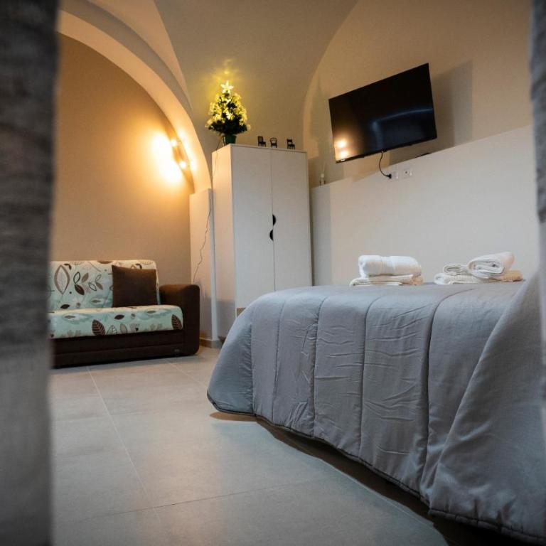 AD UN PASSO DAL CENTRO - Appartamento con 1 Camera da Letto - 4