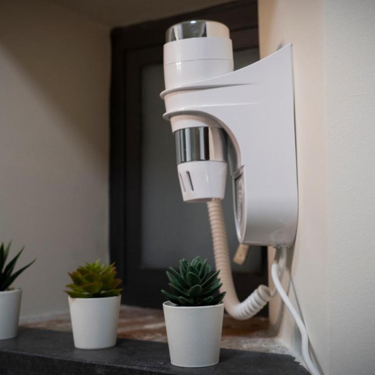 AD UN PASSO DAL CENTRO - Appartamento con 1 Camera da Letto - 12
