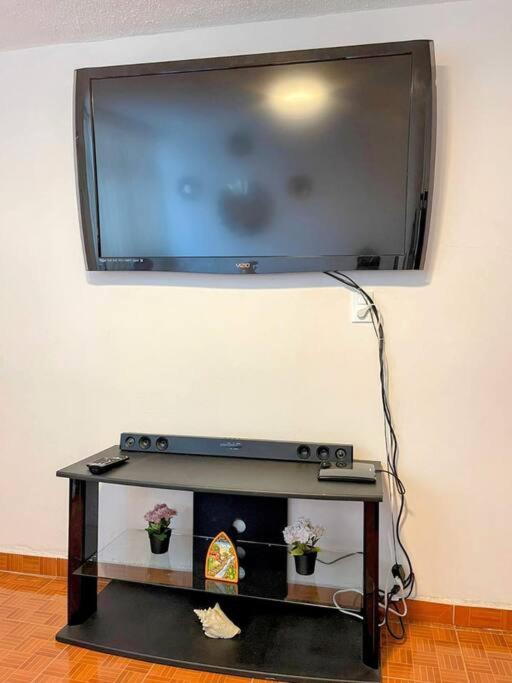 DEPTO FRENTE A ESTADIO GNP ANTES FORO SOL y AUTODROMO F1 A 10 MIN CAMINANDO - Three-Bedroom Apartment - 16