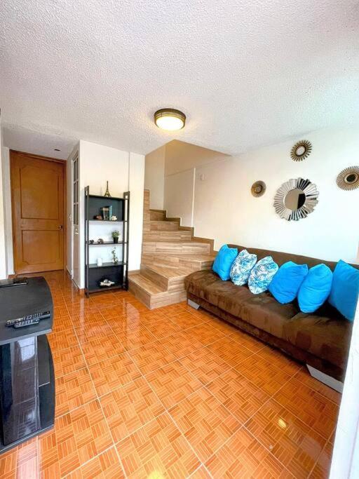 DEPTO FRENTE A ESTADIO GNP ANTES FORO SOL y AUTODROMO F1 A 10 MIN CAMINANDO - Three-Bedroom Apartment - 27