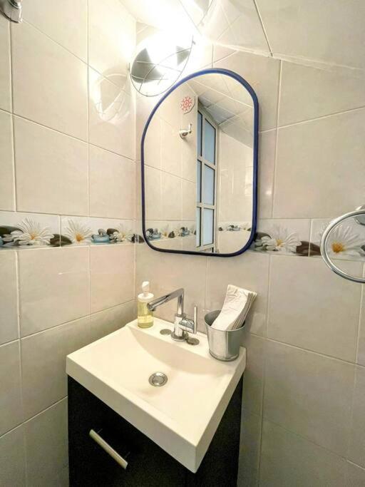 DEPTO FRENTE A ESTADIO GNP ANTES FORO SOL y AUTODROMO F1 A 10 MIN CAMINANDO - Three-Bedroom Apartment - 31