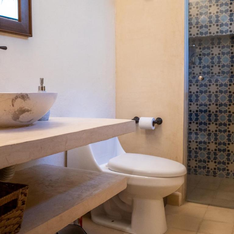 Hotel & Hostal Boutique Casa Garza - Double Room with Garden View - 2