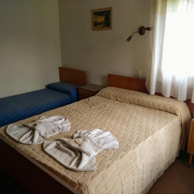 Hostería San Remo - Classic Triple Room - 1