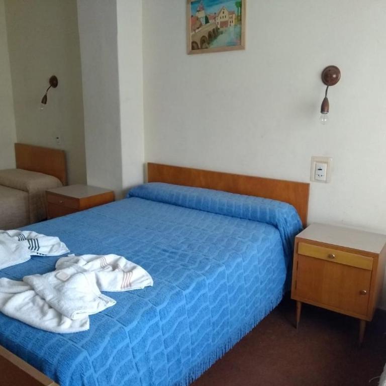 Hostería San Remo - Classic Quadruple Room - 2