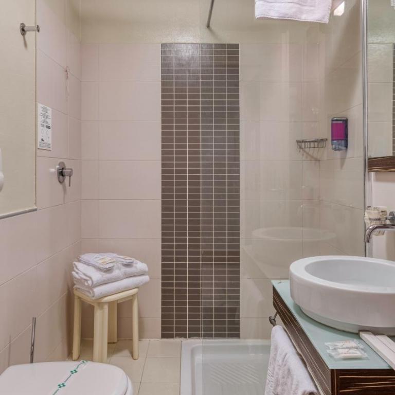 Hotel Fiera Di Brescia - Camera Doppia con Letti Singoli - 6