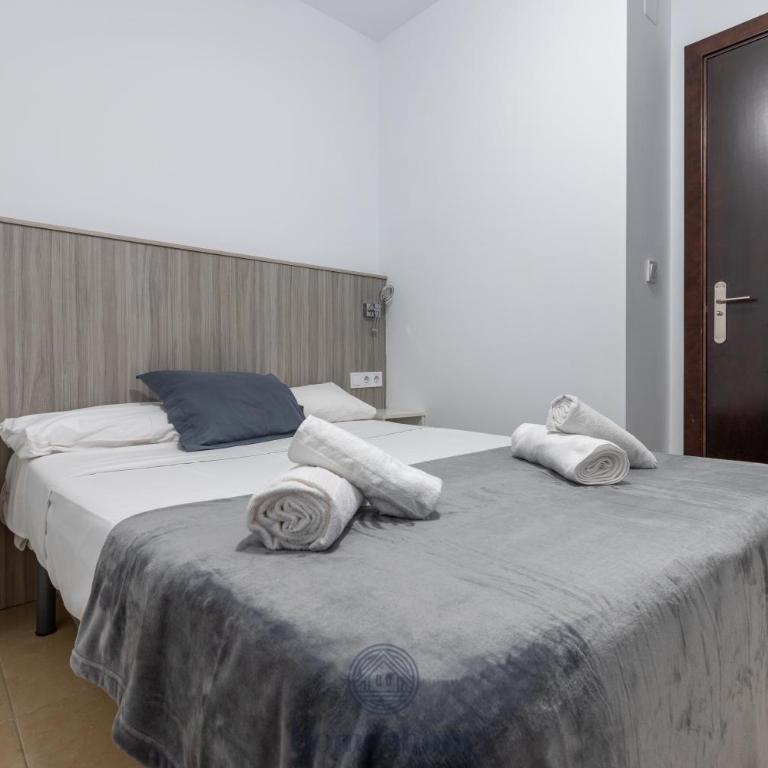 FUN BUILDING APARTMENTS by HOMEABOUT - Apartment - 9