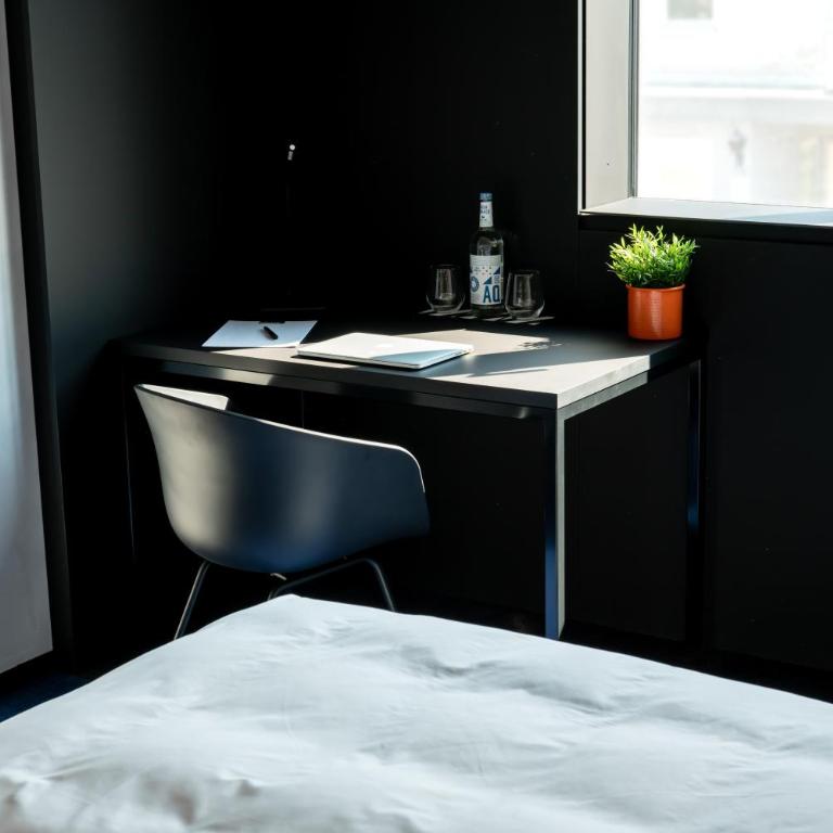 GREFIS Hotel München-Gräfelfing - Studio Lit Queen-Size de Luxe - 13