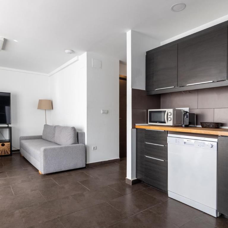 FUN BUILDING DUPLEXES by HOMEABOUT - Apartamento - 20