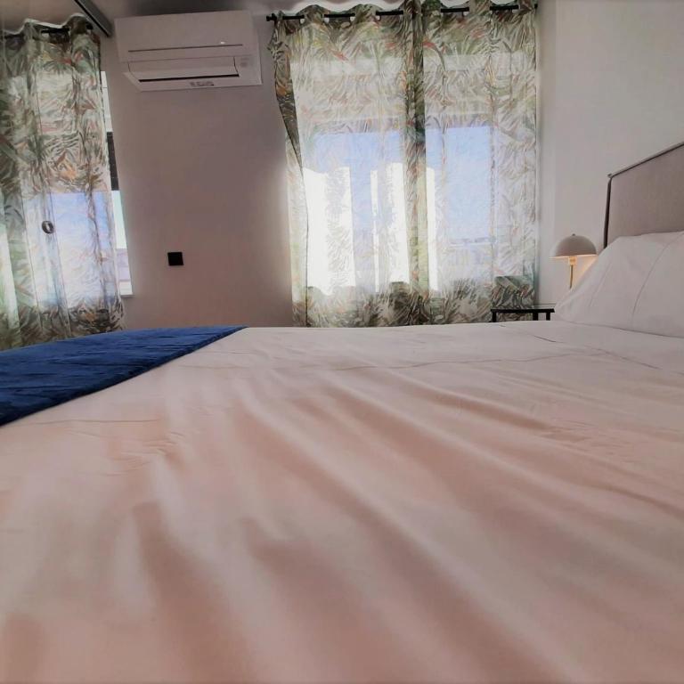 Apartamentos Celestina by gaiarooms - Deluxe Apartment - 23