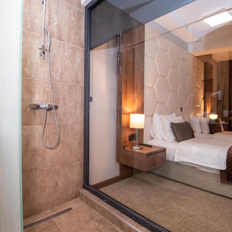 Amsterdam Hotel - Komfor Dvokrevetna Soba sa Zasebnim Krevetima - 7