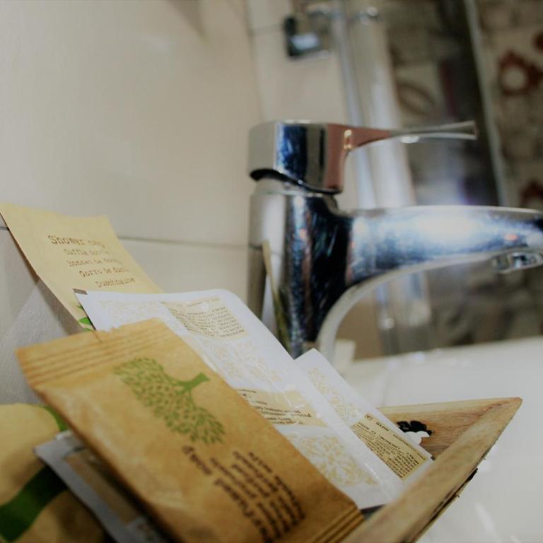 Pompei Domus Michaeli Bed & Breakfast - Camera Tripla con Bagno Privato - 6