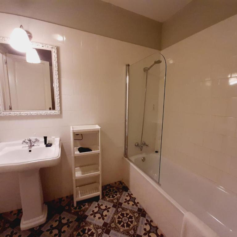 Lumine Luxury Suites by gaiarooms - Deluxe Double Room - 27