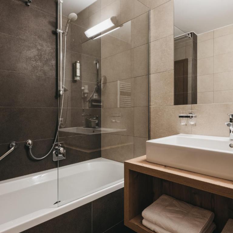 VAYA Terrazena Serfaus - One-Bedroom Standard Apartment - 1
