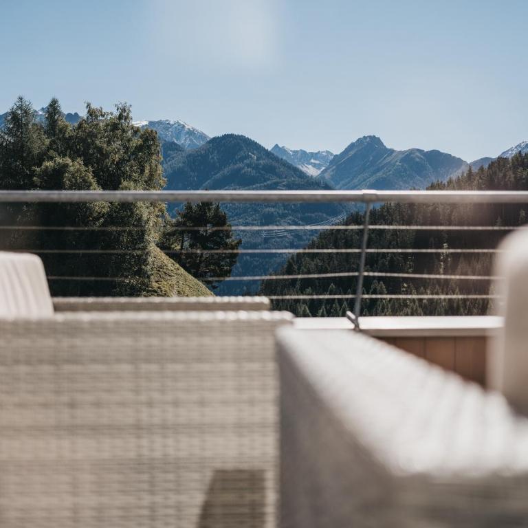 VAYA Terrazena Serfaus - Two-Bedroom Deluxe Apartment - 4