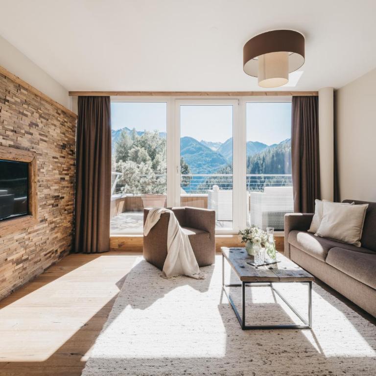 VAYA Terrazena Serfaus - Two-Bedroom Deluxe Apartment - 1
