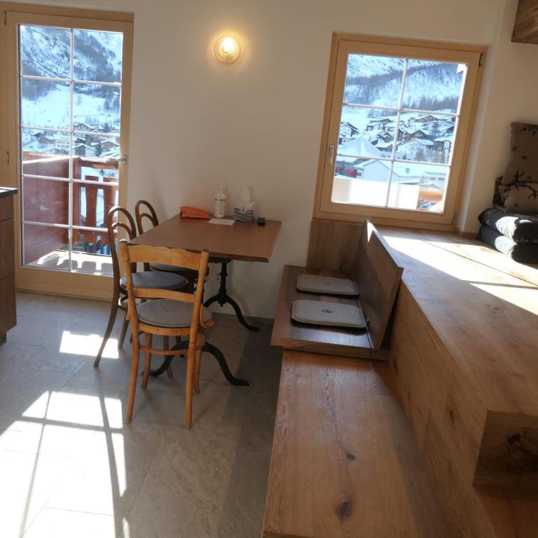 Chalet Valeria - Apartment mit Blick auf die Berge - 14