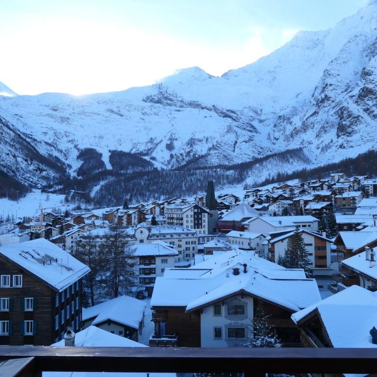 Chalet Valeria - Apartment mit Blick auf die Berge - 3
