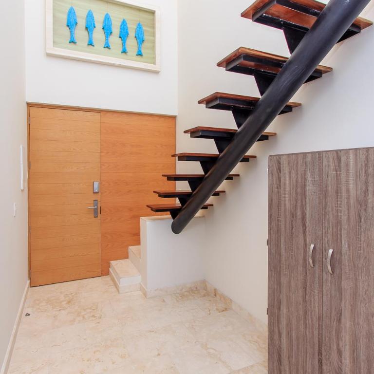 A-Nah Apartments, Rooftop Pool, walking distance to 5th avenue - Apartment with Terrace - 39