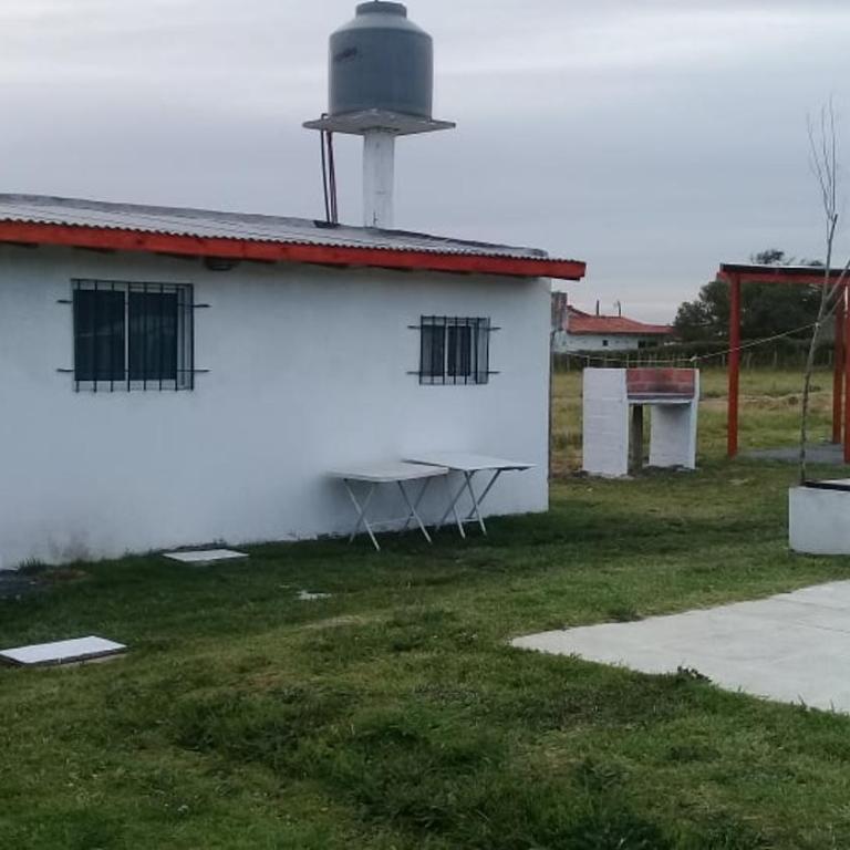 Complejo Miranieves, Se alquila casa para 3 personas en Miramar Costa Atlantica - Casa con 1 dormitorio - 1