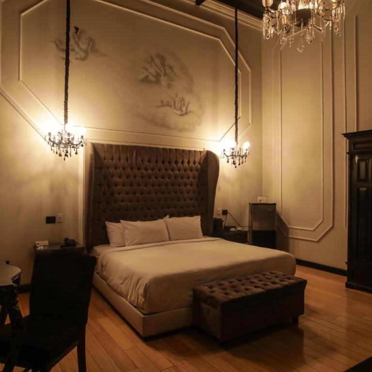 Quinta Esencia - Suite con balcón - 13