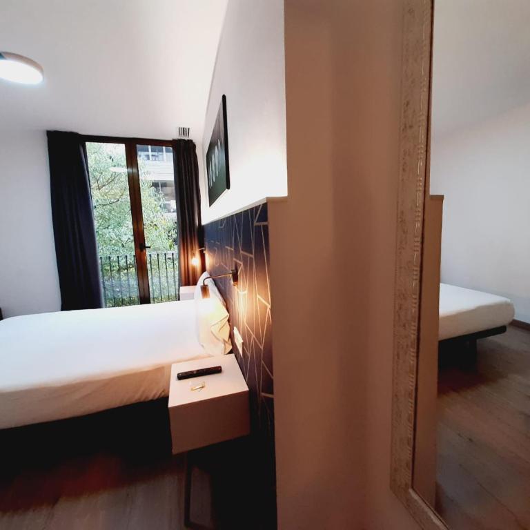Hostal Laia by gaiarooms - Double Room - 5