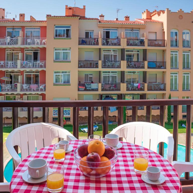 Aptos. Comte D´Empuries - Apartamento de 1 dormitorio (4 adultos) - 24