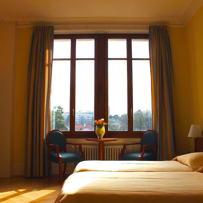 Hotel Le Cénacle - Chambre Lits Jumeaux avec Salle de Bains Privative - Vue sur Parc - 5