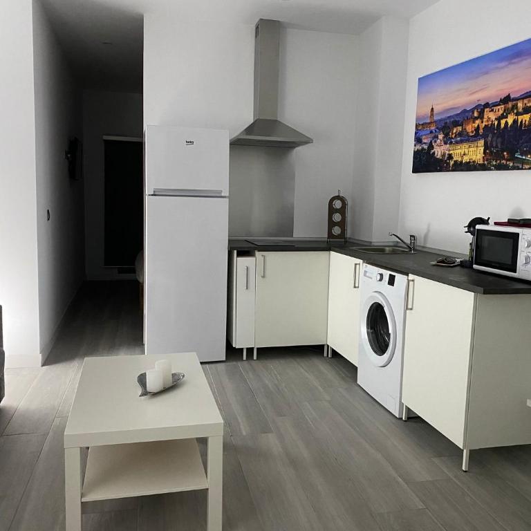 Villa Rafael - One-Bedroom Apartment - 9
