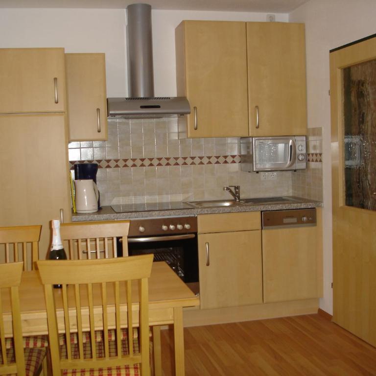Appartement Alpenstern - Apartment mit 1 Schlafzimmer und Balkon - 6