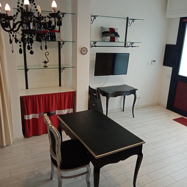 Einaudi 56 Guest House - Appartamento con 1 Camera da Letto - 15