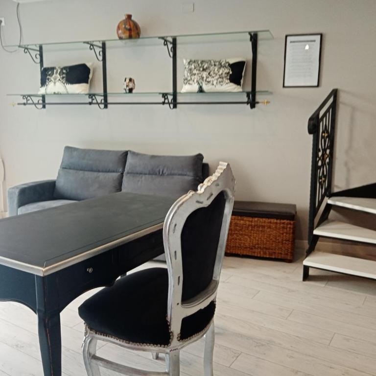 Einaudi 56 Guest House - Appartamento con 1 Camera da Letto - 27