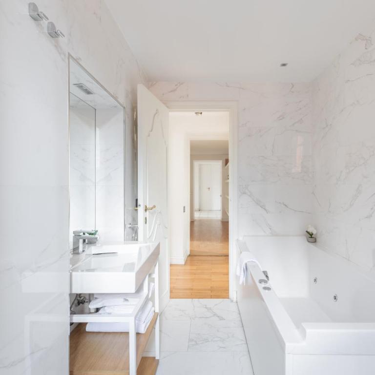 iFlat Unforgettable in front of Colosseum - Appartamento con 3 Camere da Letto - 8