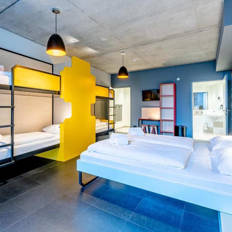 MEININGER Hotel Bordeaux Gare Saint-Jean - Lit dans Dortoir Mixte de 6 Lits - 3