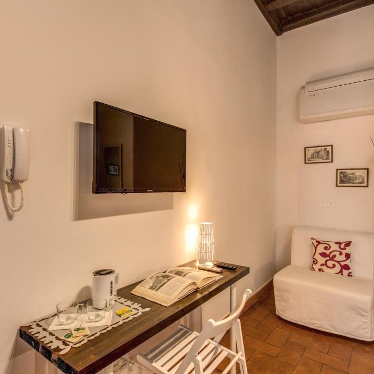 Piccolo Trevi Suites - Camera Tripla Deluxe - 7