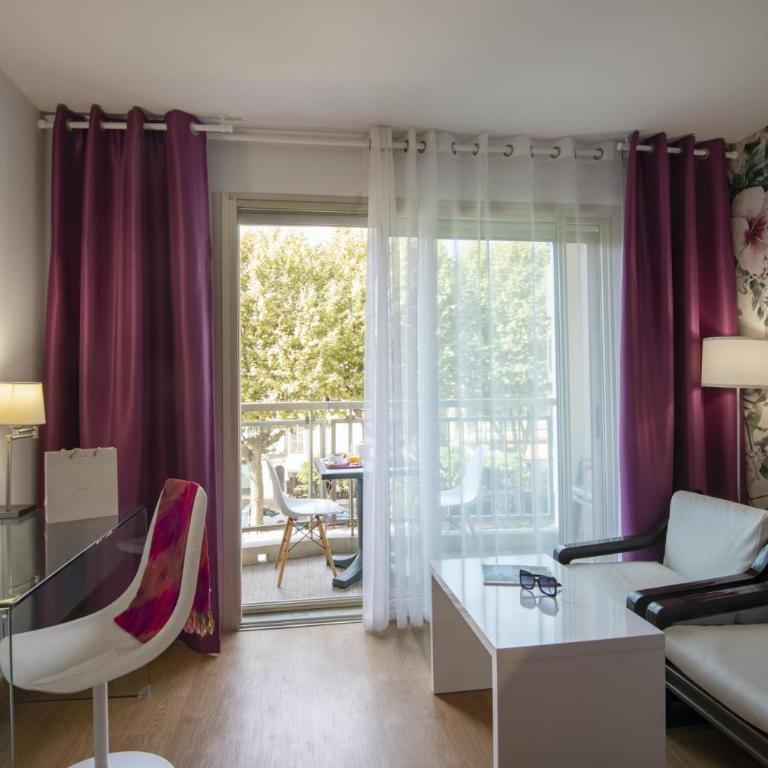 Hotel Chambord - Chambre Double Deluxe avec Douche - 6