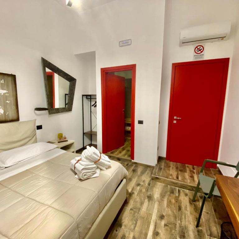 Holiday Guesthouse - Camera Matrimoniale Standard - 8