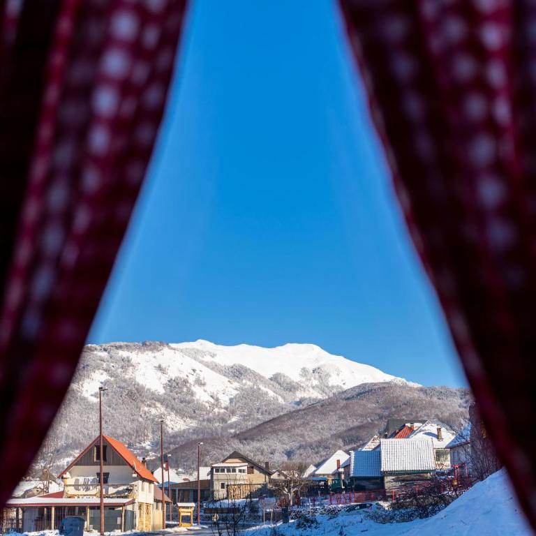 Zara Chalet - Brvnara sa 3 Spavaće Sobe - 40