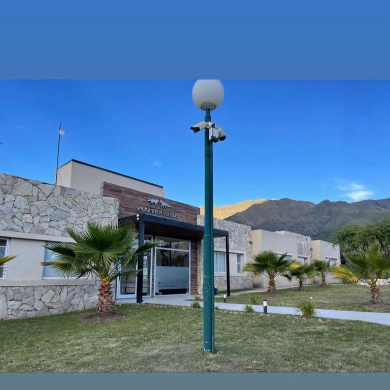 Parque Los Nogales Apart Hotel - Apartamento Deluxe - 38