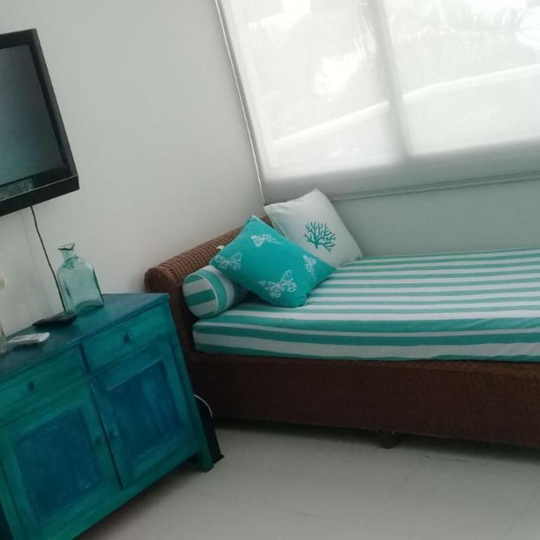Cartagena primera línea de playa azul frente al mar - Apartamento - 16