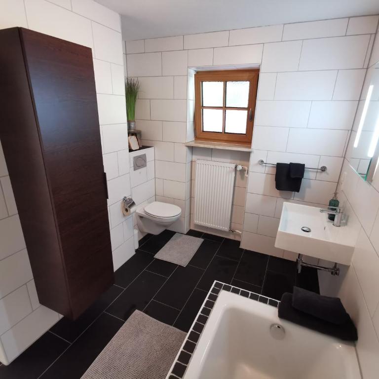 Ferienwohnung Wiesenblick - Apartment mit 1 Schlafzimmer - 17