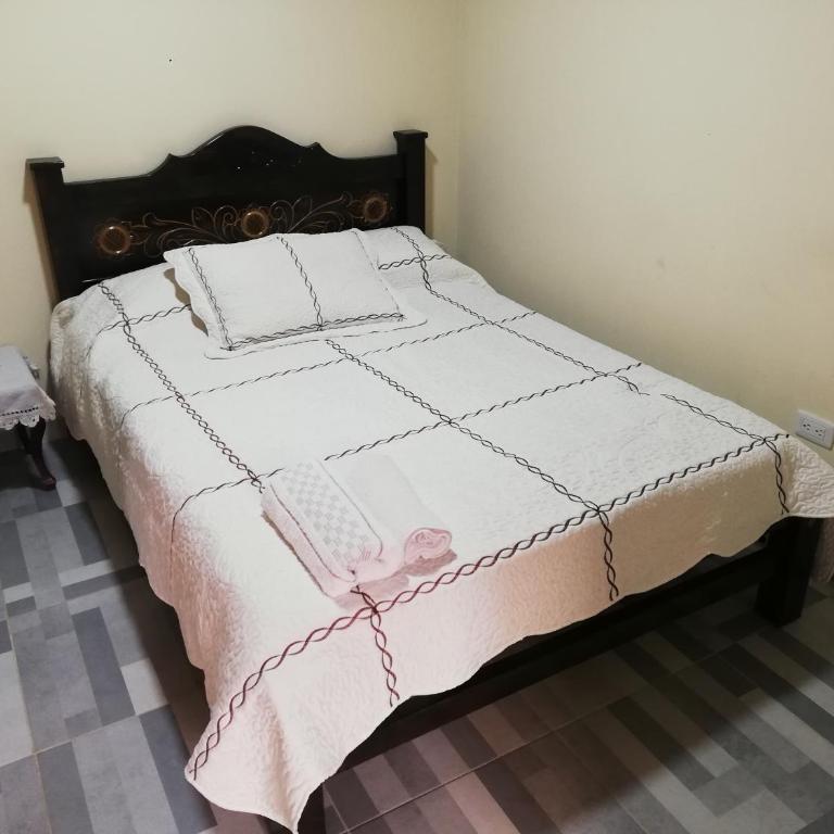 Los Geranios Hospedaje - Habitación Doble con baño privado - 1