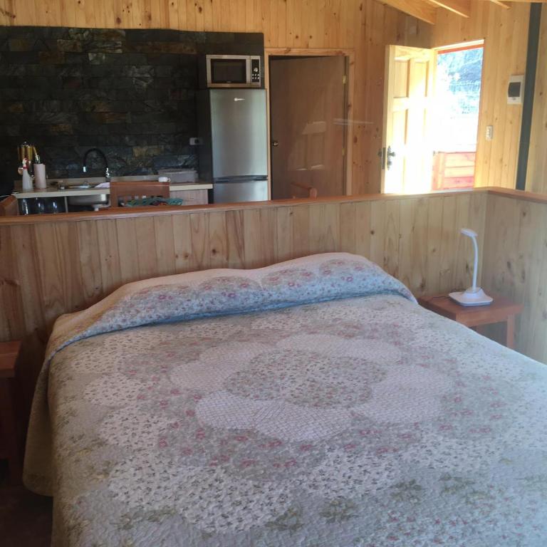 Los Quenes River Lodge - Deluxe Queen Room - 15