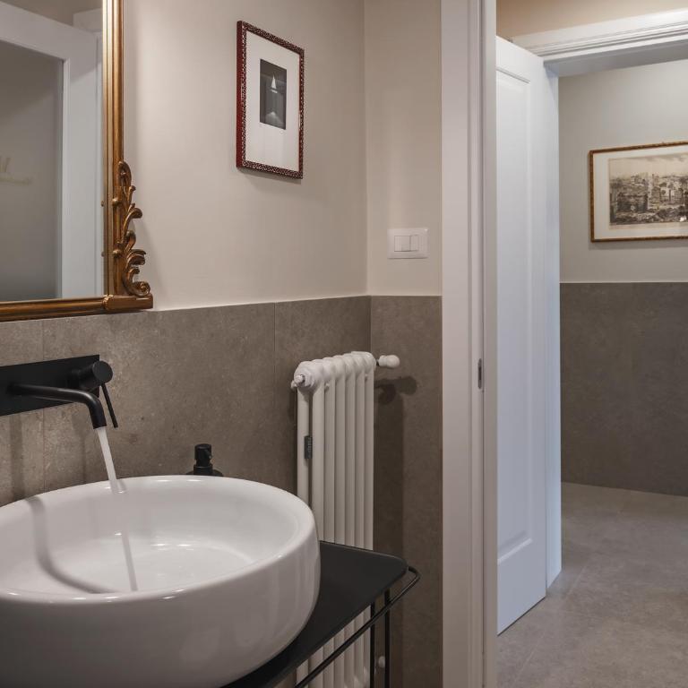 Maison boutique Matteotti - Deluxe Double Room with Private Bathroom - 6