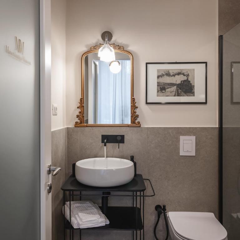 Maison boutique Matteotti - Deluxe Double Room with Private Bathroom - 9
