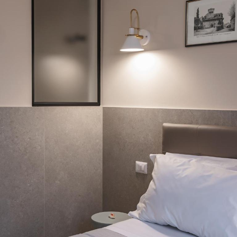 Maison boutique Matteotti - Deluxe Double Room with Private Bathroom - 8