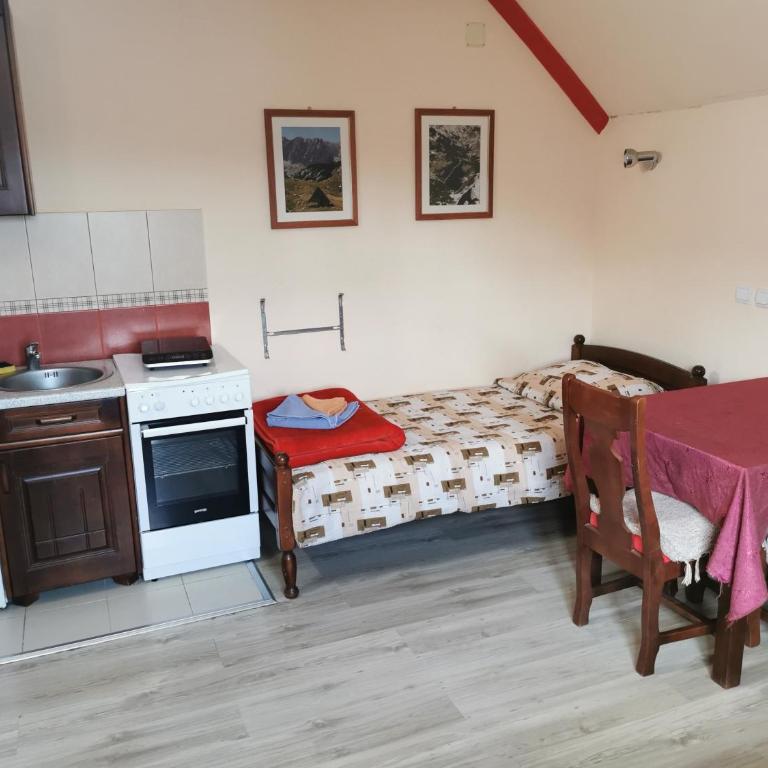 Apartments Razvršje - Deluxe Family Room - 3