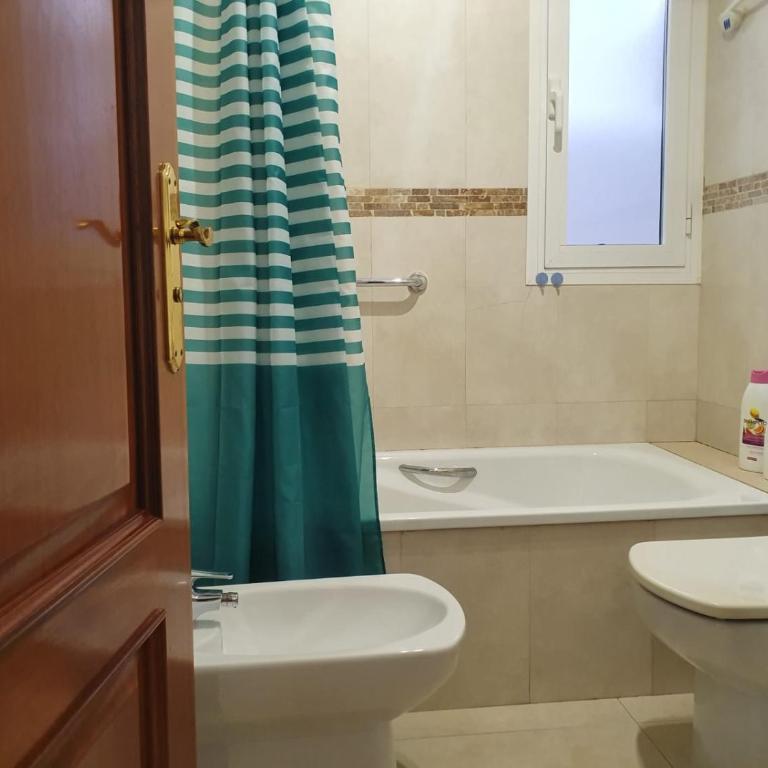 Vv Hoony Mugler wifi free private parking aire acondiciony - Apartamento de 2 dormitorios - 16