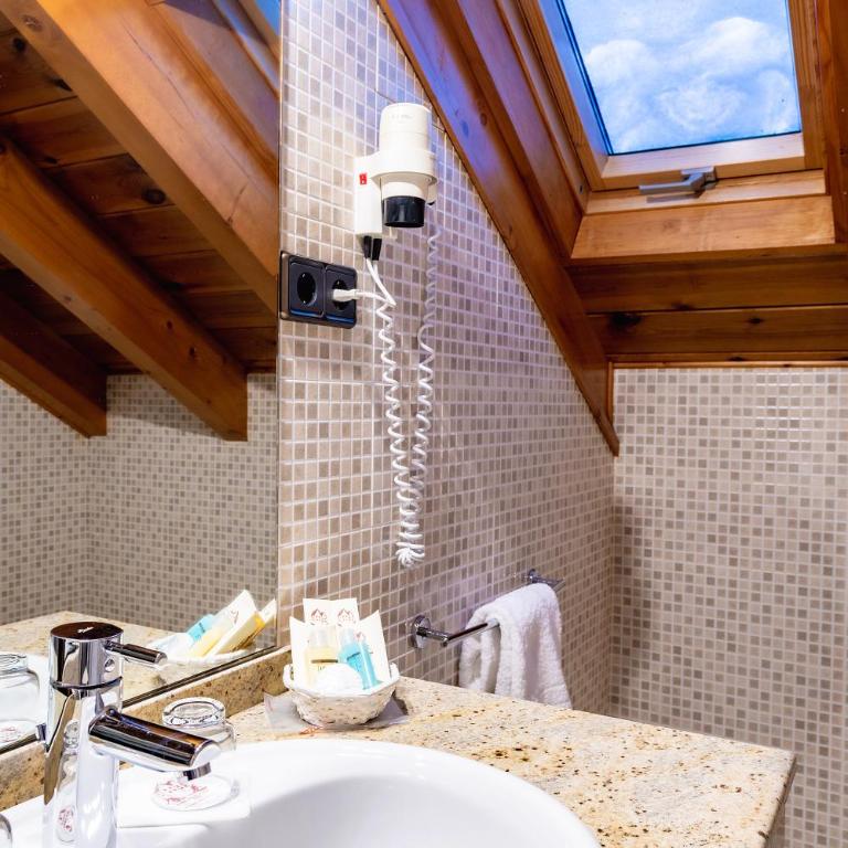Hotel Valle De Izas - Suite Junior - 9