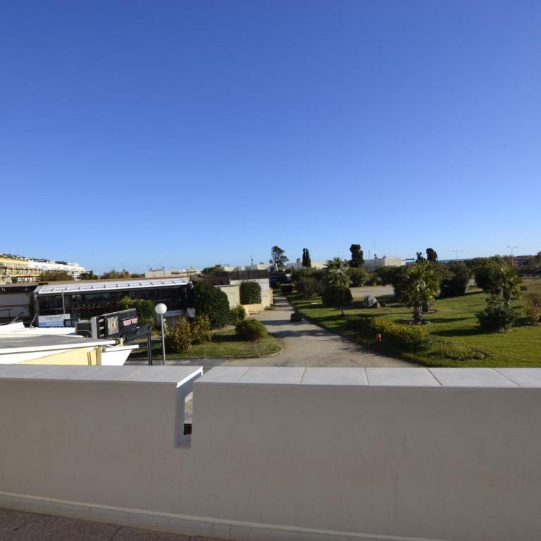 Studio Naturiste "LE CACTUS" Coursives Port Nature 614 - Studio - Vue sur Mer - 29