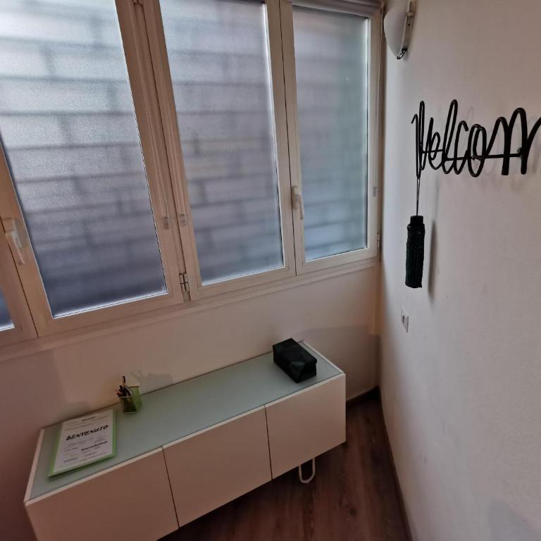 LikeHome Milano - Via Scaldasole loft - Loft - 29